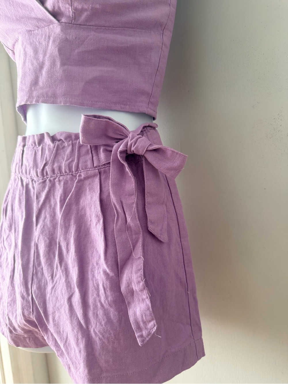 Lilac Two-Piece Crop Top & High-Waist Shorts Set - Picture 2 of 5